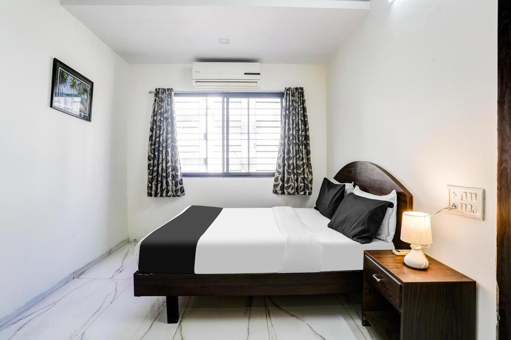 Super Hotel O Nashik Near Vijay Mamta Theatre Formerly Sahara Inn Esterno foto