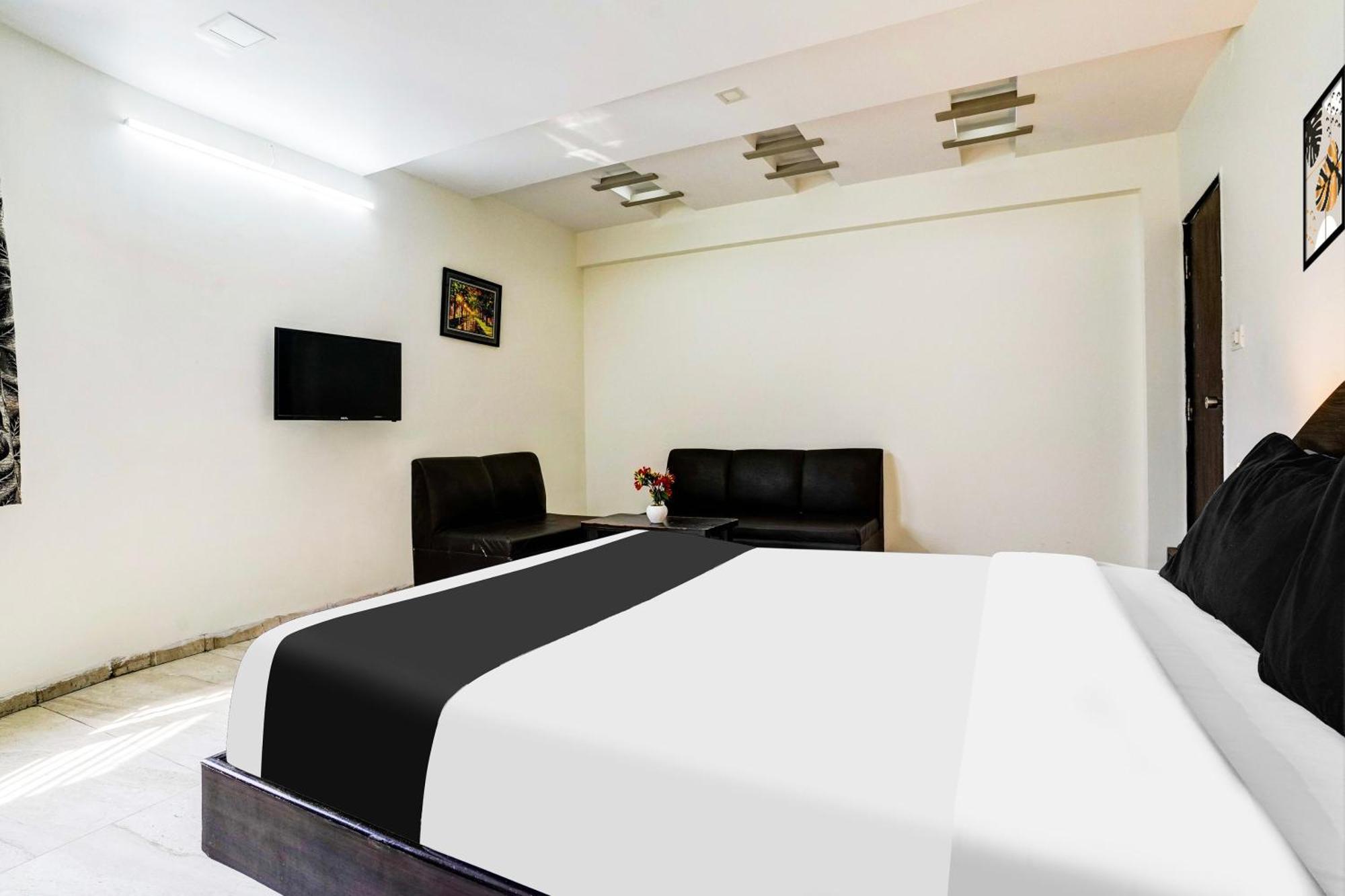 Super Hotel O Nashik Near Vijay Mamta Theatre Formerly Sahara Inn Esterno foto